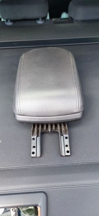 Volvo V50 podłokietnik