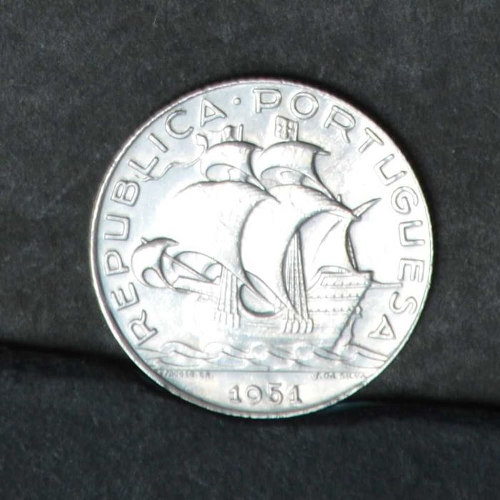 Portugal 2,5 escudos 1951 - olx X10385