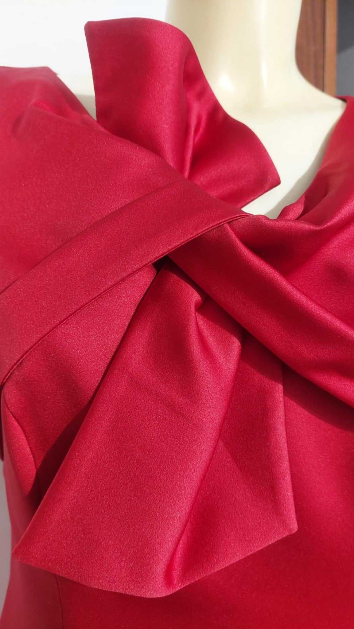 Vestido elegante NOVO