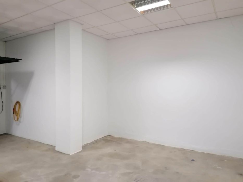 Alugo Garagem em Santo Onofre-Elvas