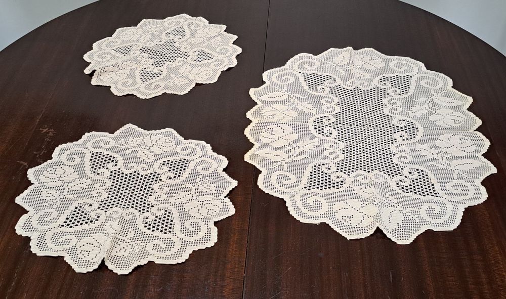 Conjunto 3 naperons croché