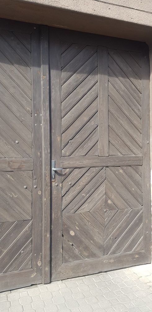 Brama wjazdowa lite drewno.