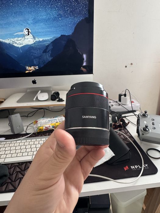 Objetiva Samyang 45mm f/1.8 (Sony FE/E Mount)