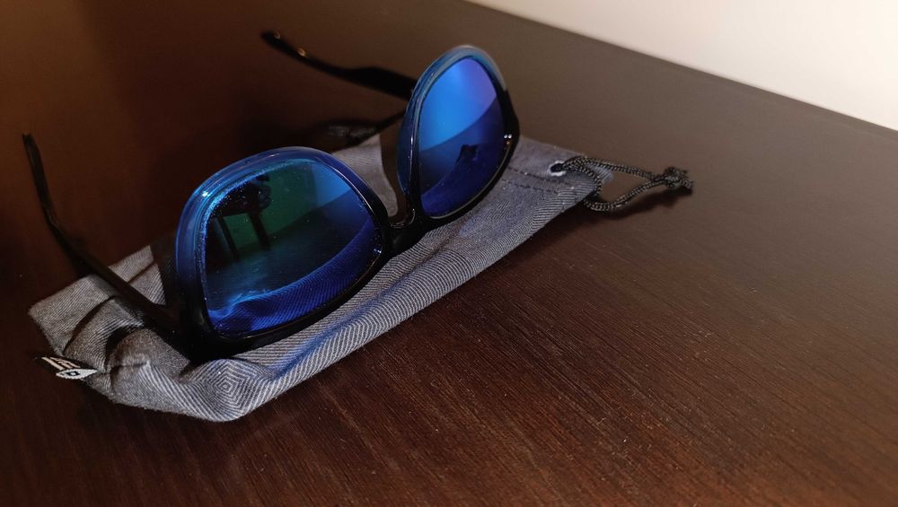 Óculos de sol Hawkers - Modelo Fusion Clear Blue One