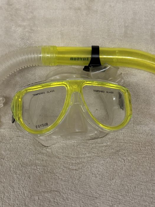 Набір для плавання: маска для дайвінгу/плавання  та дихальна трубка