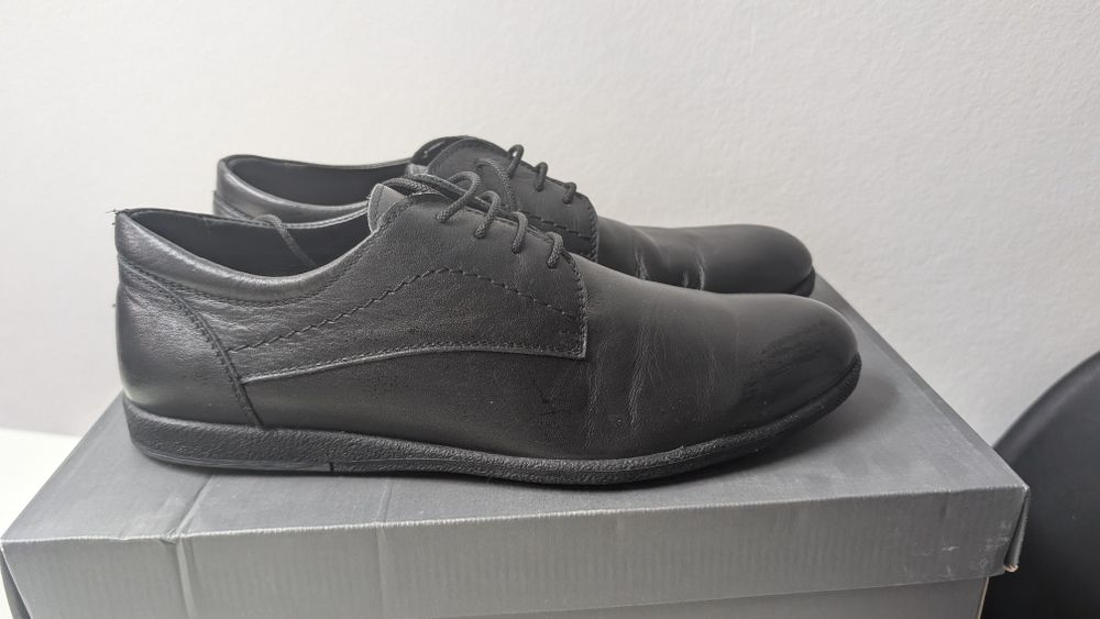 Чоловічі туфлі  шкіра фірми solo