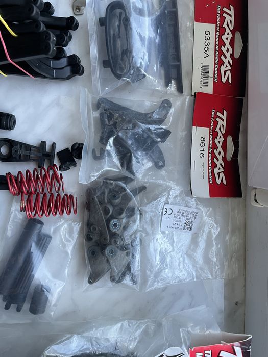 Запчасти,колёса Traxxas Erevo 2.0-1.0