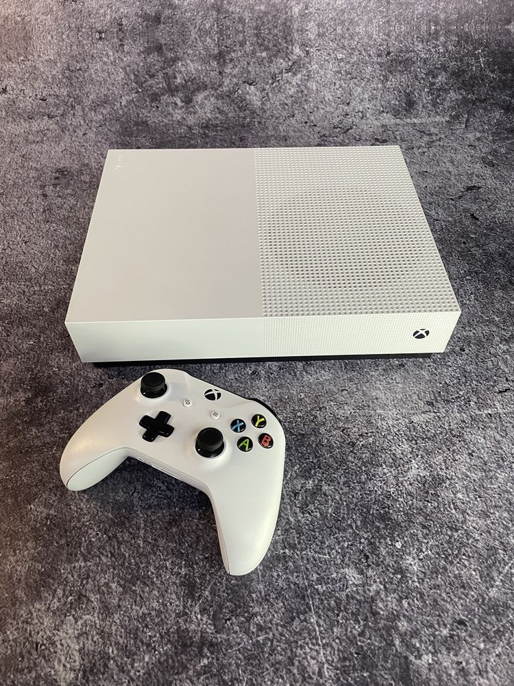 Xbox one s 1 tb + гарантія від магазину!