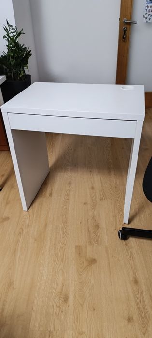 Secretaria branca IKEA