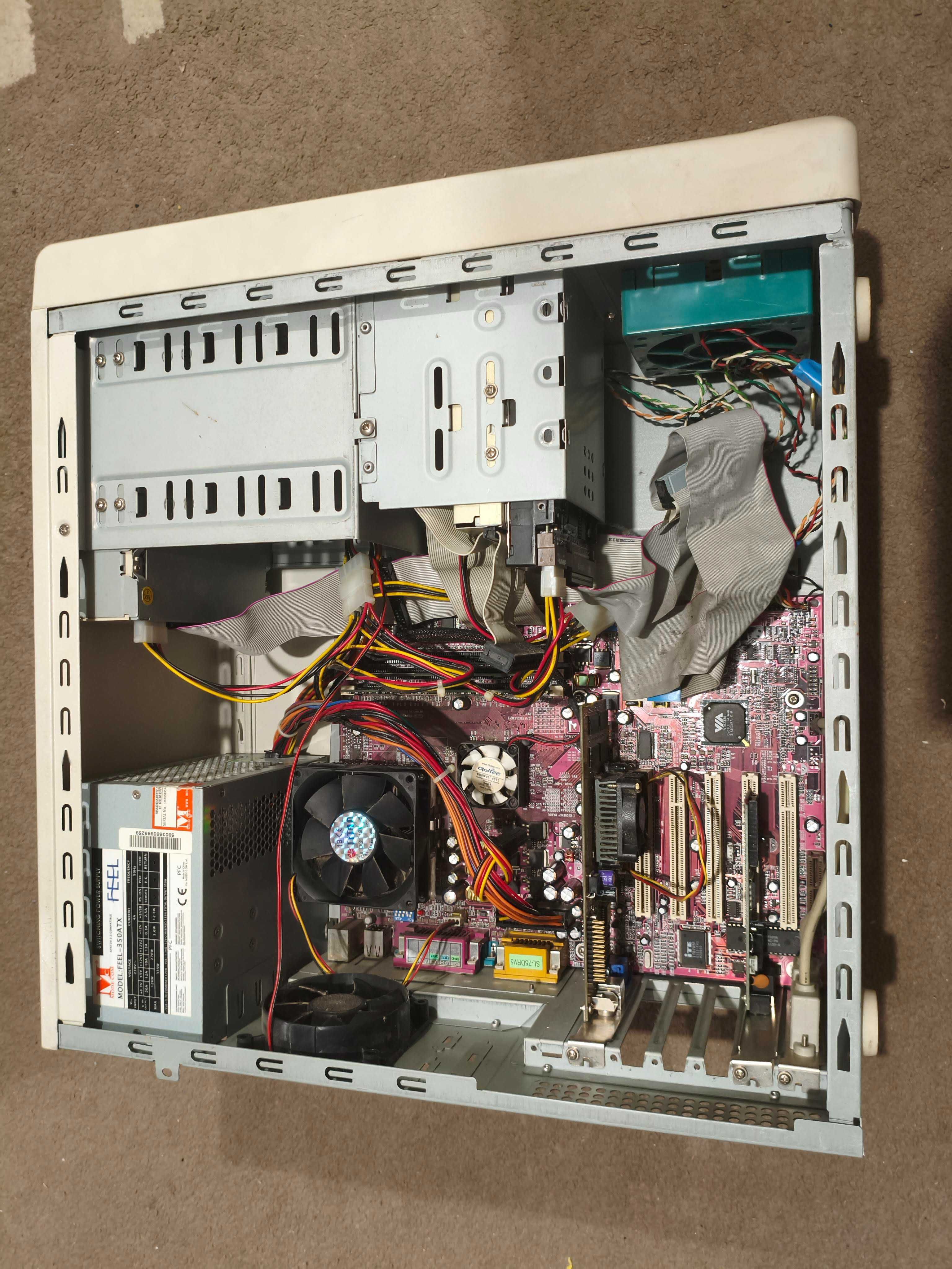 Stary komputer Duron 1,6HGz płyta Soltek, HDD 40GB, 256MB RAM