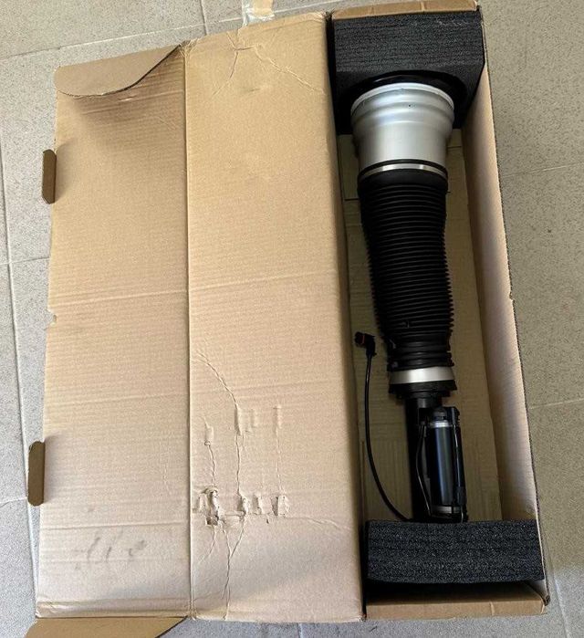 Amortecedor airmatic dianteiro Mercedes W220 (classe S) novo na caixa