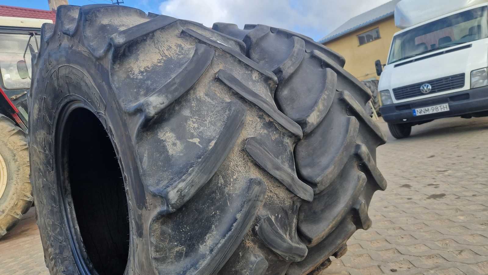 540/65r24 480/70r24 480/65r24 bieżnik 60% Mitas bez napraw