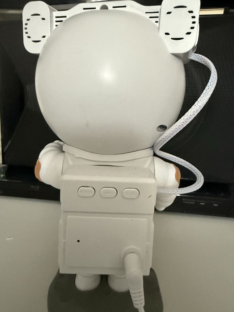 Astronauta projektor gwiazd