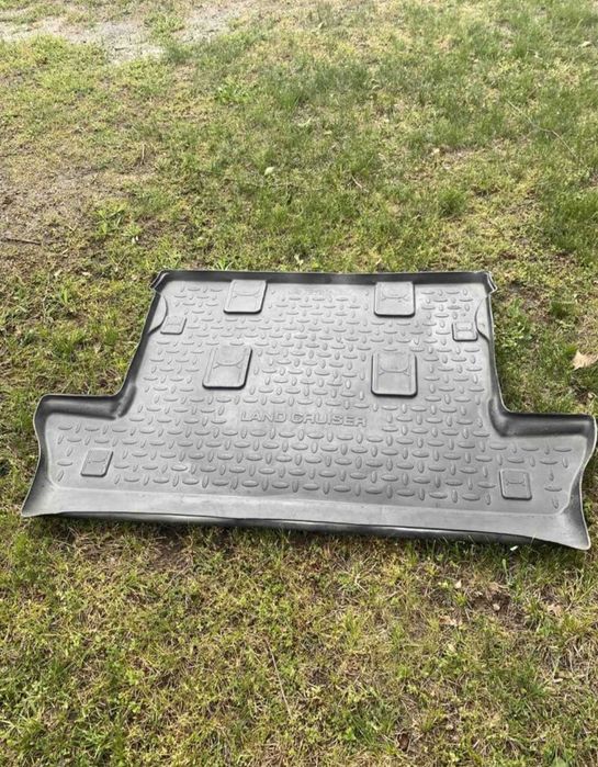 Land cruiser 200 килимки