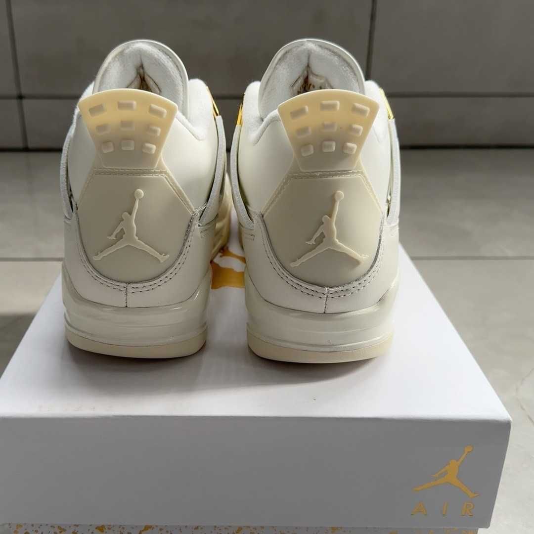 Jordan 4 rétro doré.46