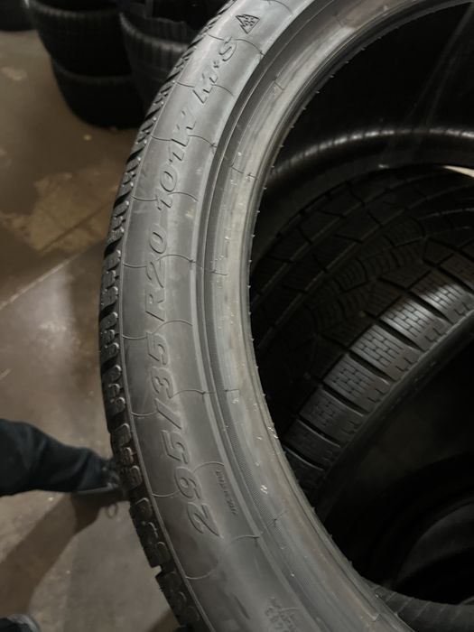 295/35/20+255/40/20 R20 Pirelli Sottozero Winter 270 4шт нові зима