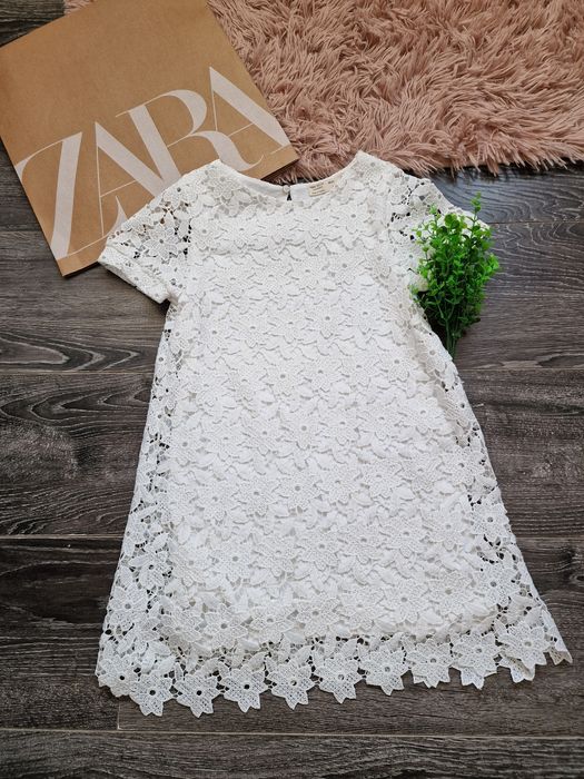 Zara koronkowa elegancka sukienka  haft święta