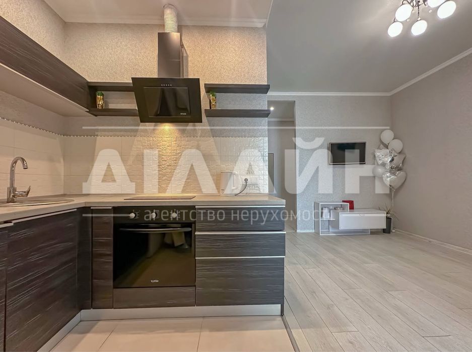 Краща пропозиція! 2кімн. квартира  у закритому комплексі. Центр міста!