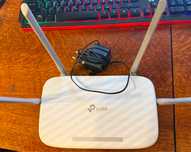 Продам Wi-Fi роутер TP-Link Archer v4
