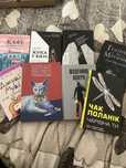 Книги «Джуді Муді», «Її величність кішка», «Щоденник кілера» і інші