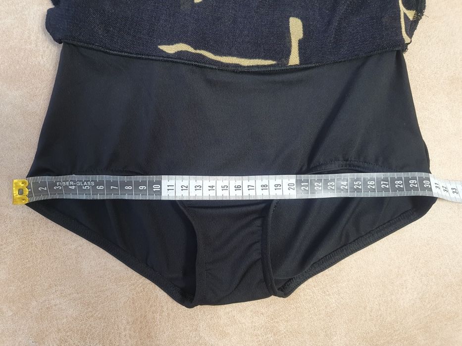 Продам костюм для тенировки, латина