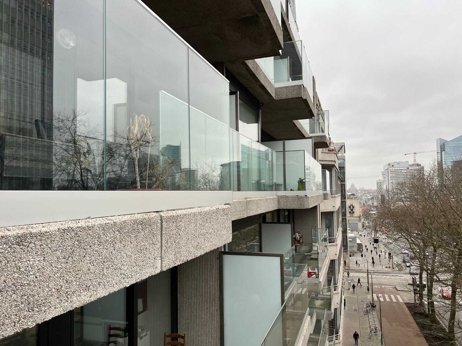 Balustrada szklana bezsłupkowa