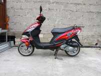 Skuter SAMPO motorower 50 ccm 4T czterosuwowy gotowy do jazdy DOSTAWA