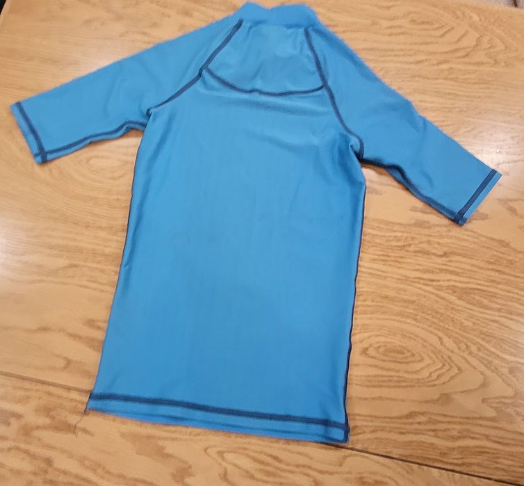 T-shirt bluzka do pływania wąska 140 146