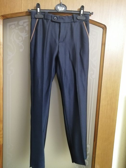 Пиджак для первоклашку на 32 р