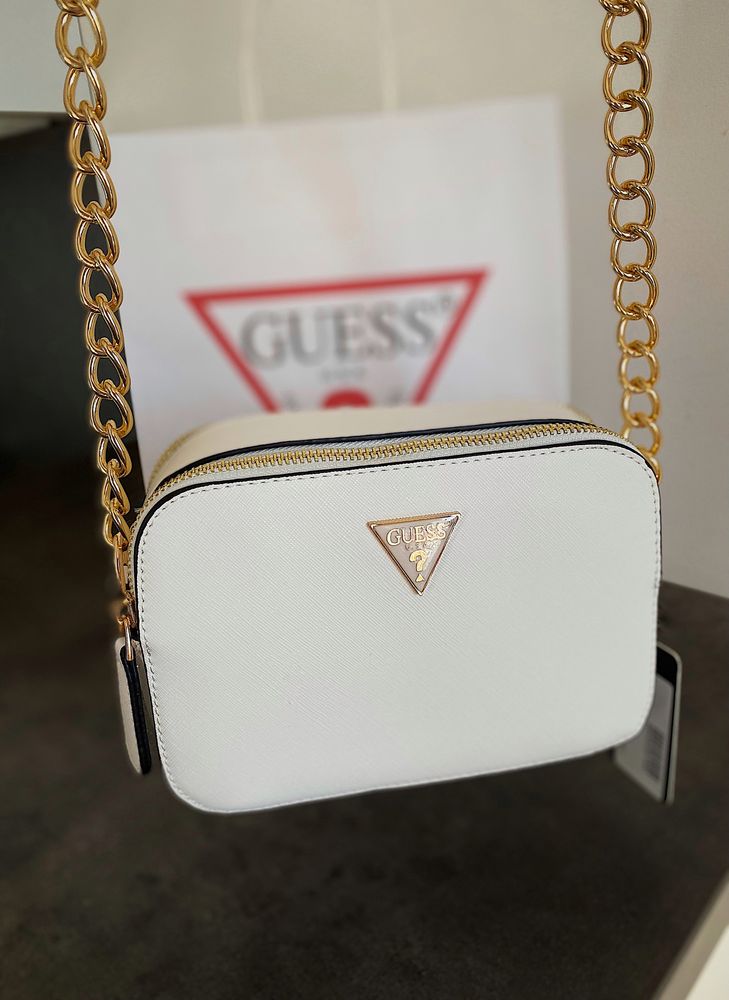 Сумка guess crossbody белая