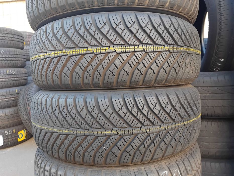 Шини 195/60 R15 Kumho Solus HA31 Комплект Зима