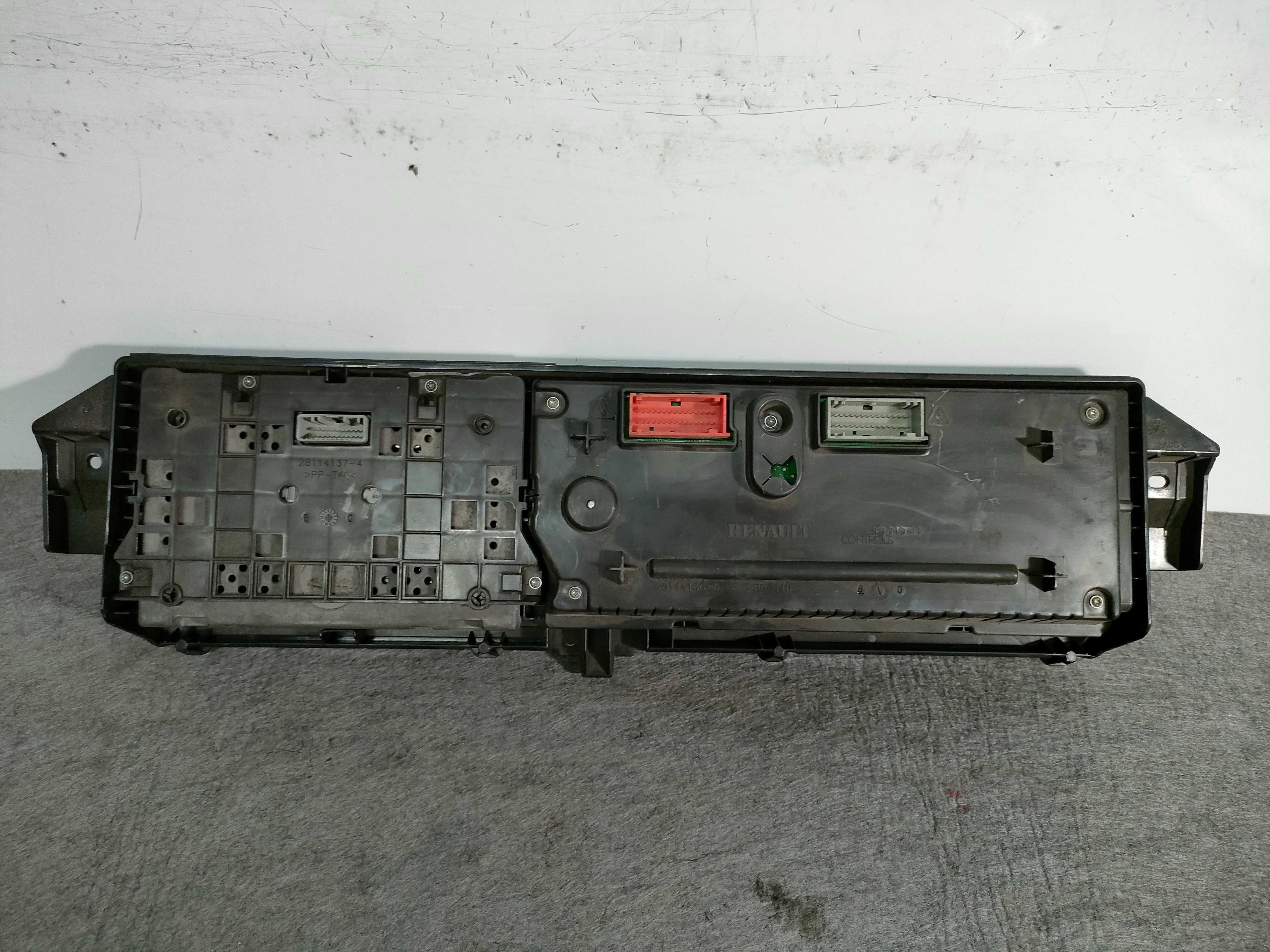 Espace IV licznik z NAVI