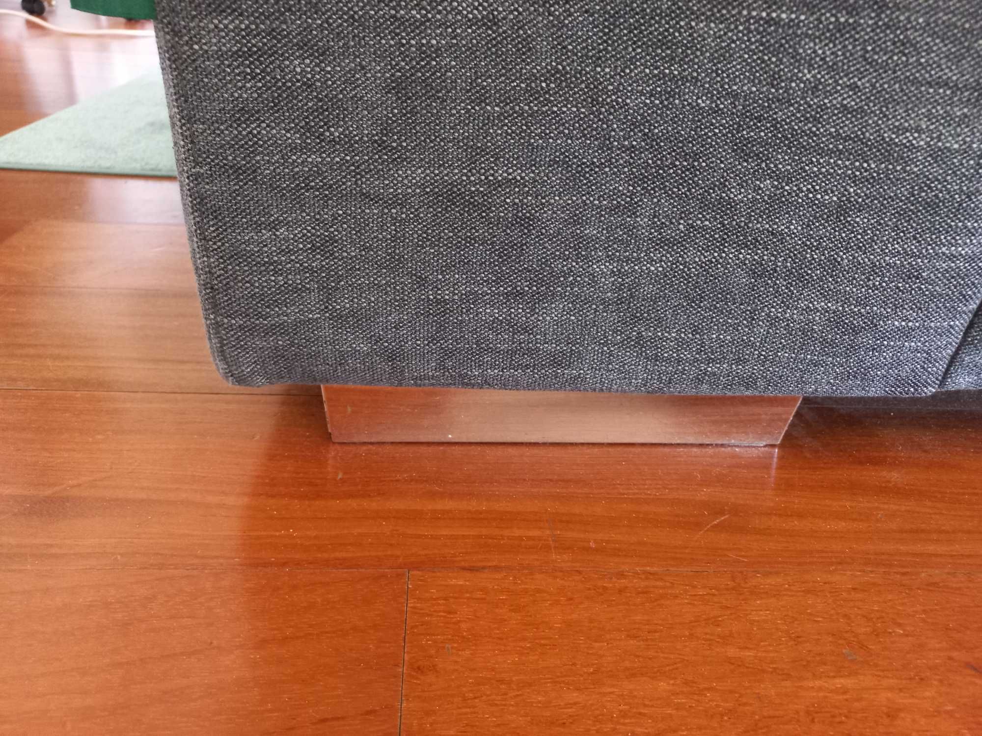 Sofa chaise long 4 lugares com encosto reclinável