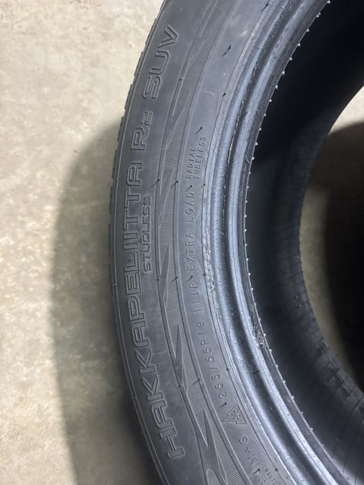 Зимові шини 255/55R19