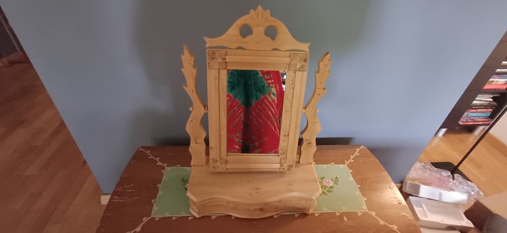 Piękne stare lustro toaletka stan idealny