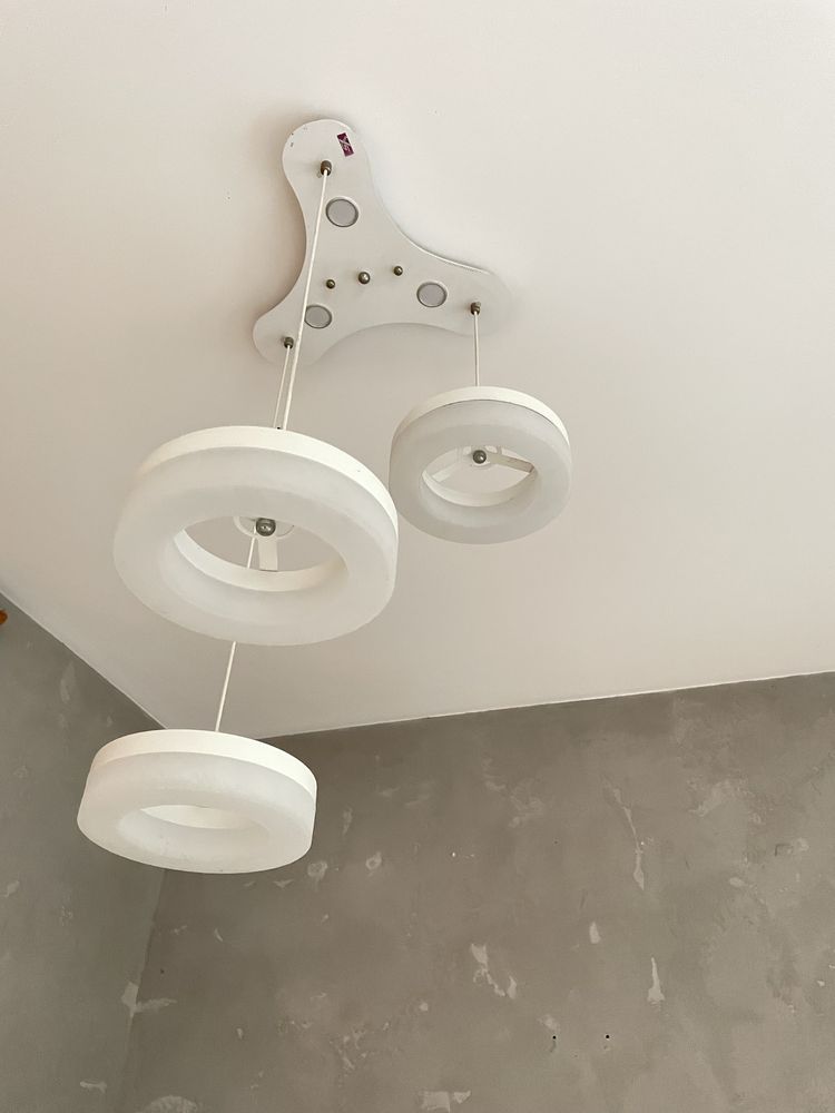 Lampa Sufitowa Idealny Stan 3 rodzaje Światła