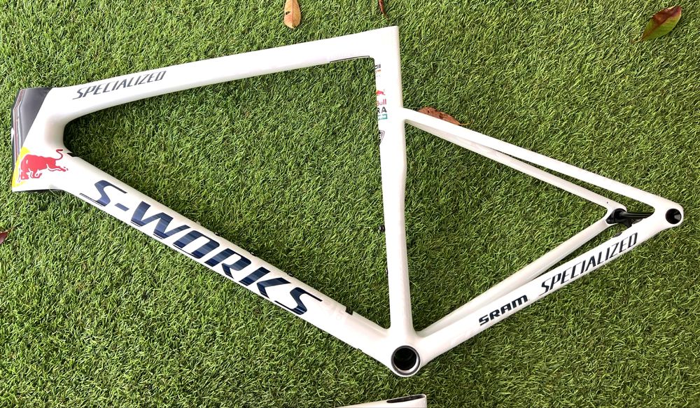 Soecialized tarmac sworks sl8 red bull bora quadro
