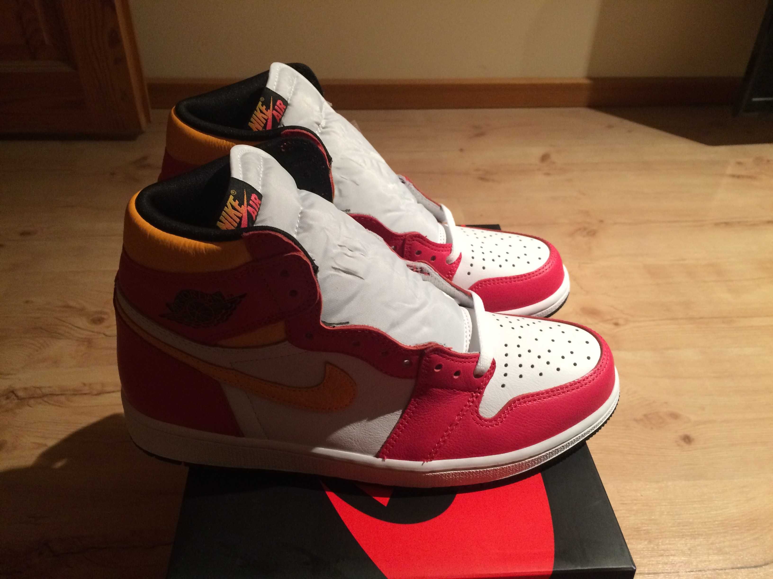 NOWE Jordan 1 High Light Fusion Red r.42,5 (9US)