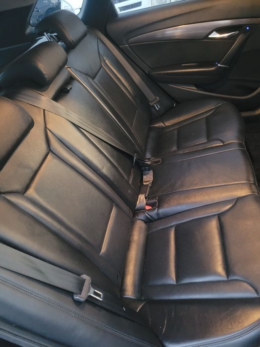 Hyundai i40 kombi  1.7 crdi 136km PREMIUM xenon skóra navi