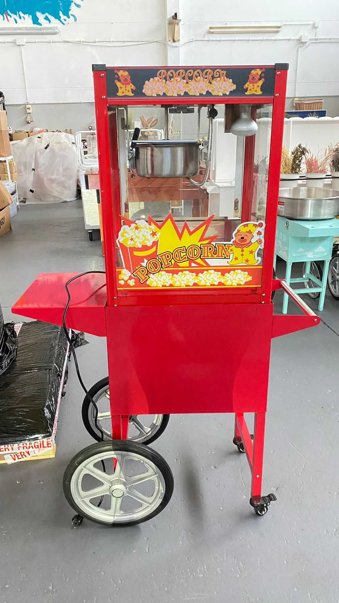 Máquina de Pipocas com carrinho