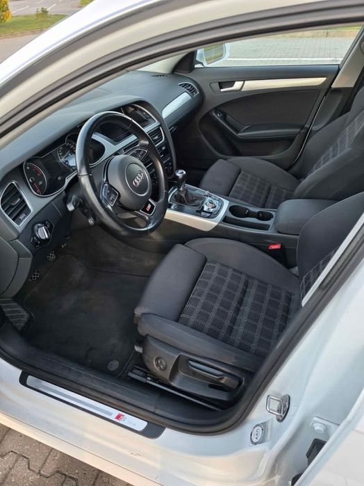 Audi a4 b8 2014r 1.8 FTSI 170 KM benzyna S-line Quattro 4x4 manual