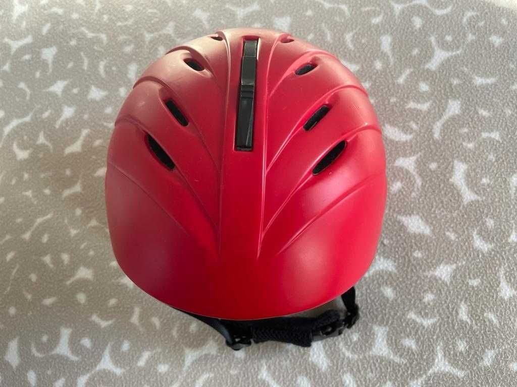 Dziecięcy kask narciarski Tchibo czerwony rozm. 51-55cm