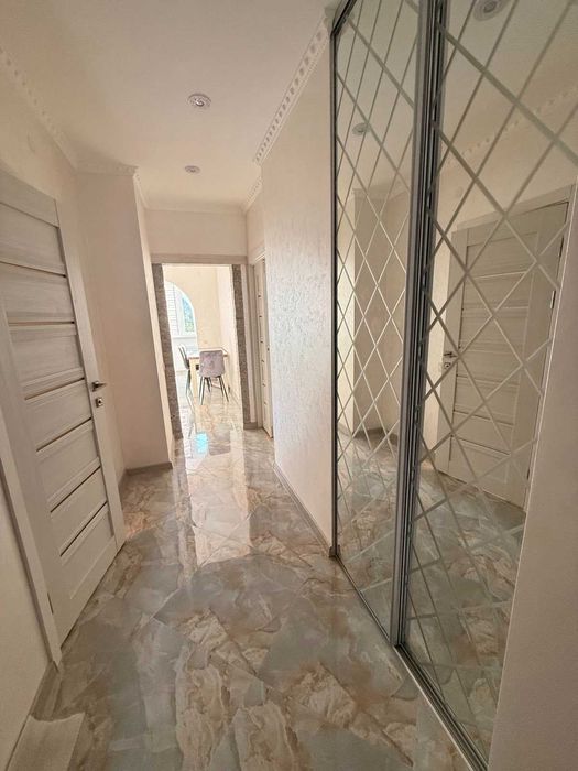 Продаж 1-кімнатної квартири на вул. Очеретяна, м. Львів