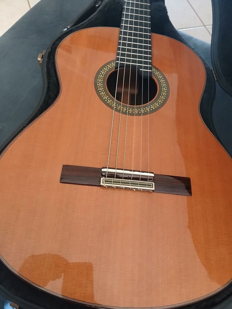 Guitarra alhambra 11p