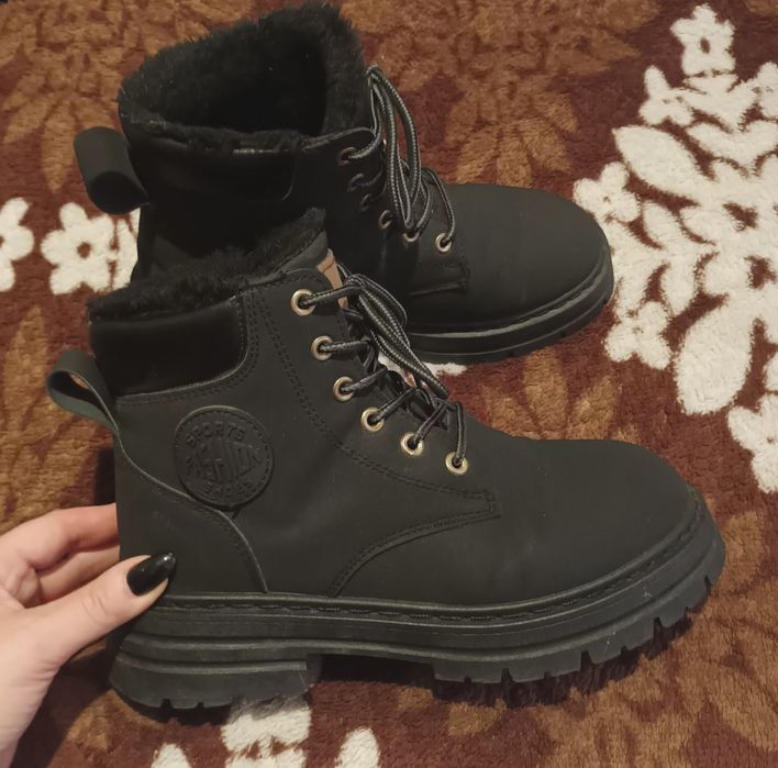 Зимові чоботи 38 розмір