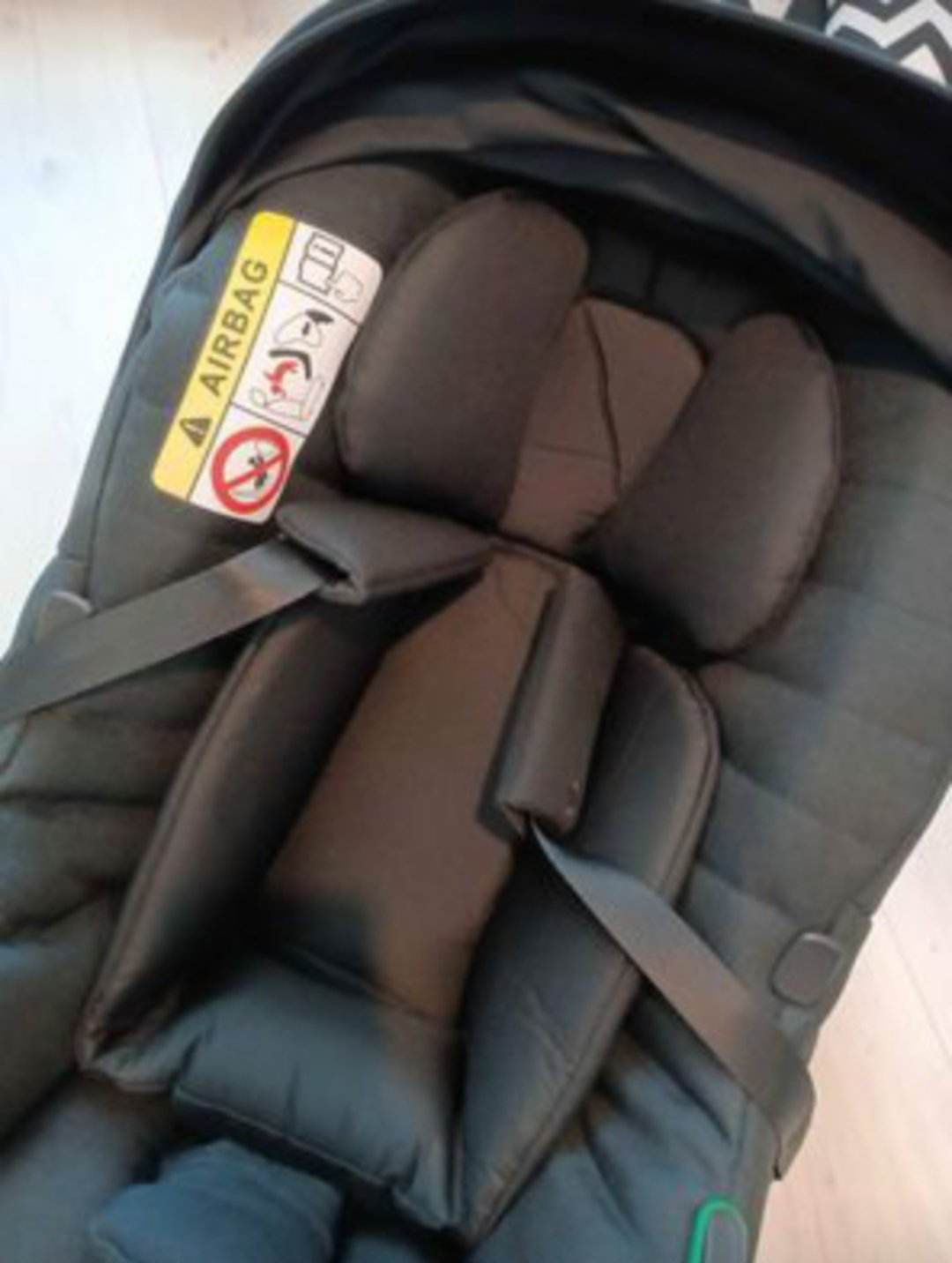 Fotelik  Avionaut Cosmo plus baza ISOFIX