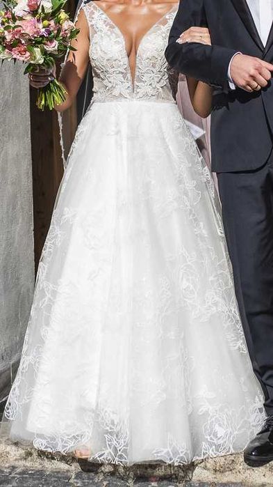 Suknia ślubna glamour Annais Cezaria Org. z wzorzystej koronki.