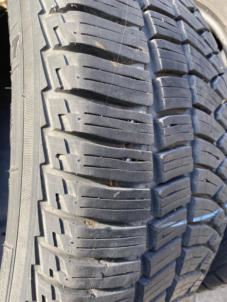 Opony wielosezon 235/55R17 Kleber Citilander 99V 16r.7.2 mm