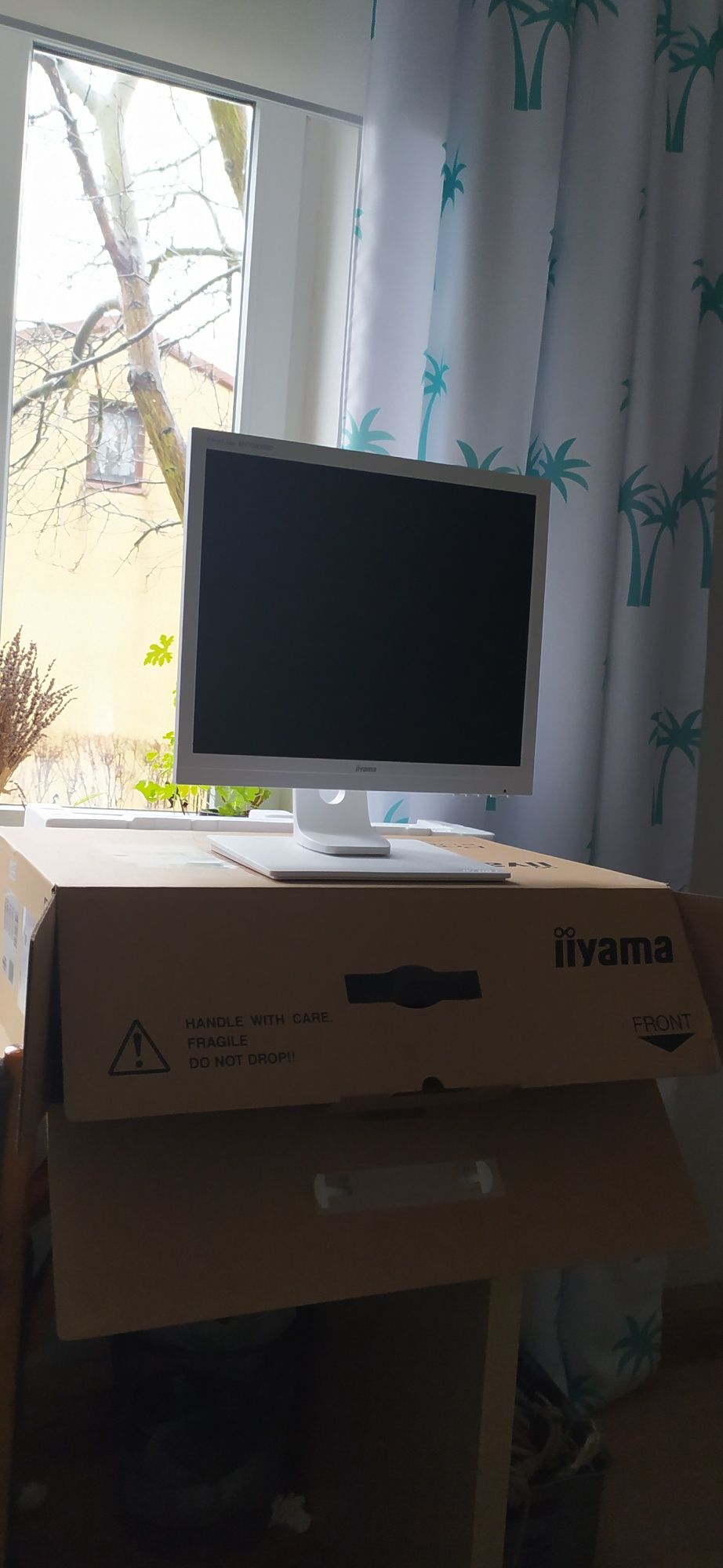 Monitor iiyama stan idealny