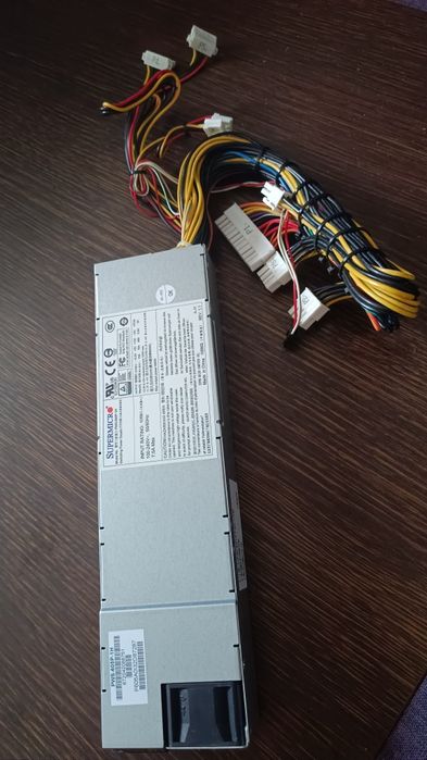 Блок живлення серверний Supermicro PWS-605P-1H 1U 600W